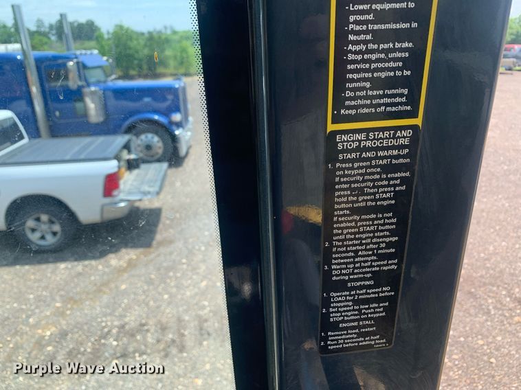 image for item DP8626 2014 John Deere 850K WLT  dozer