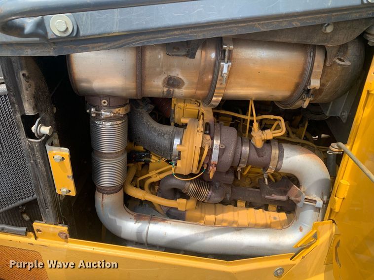 image for item DP8626 2014 John Deere 850K WLT  dozer