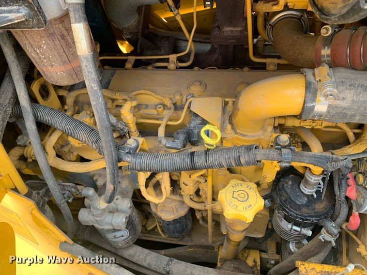 image for item DP8626 2014 John Deere 850K WLT  dozer