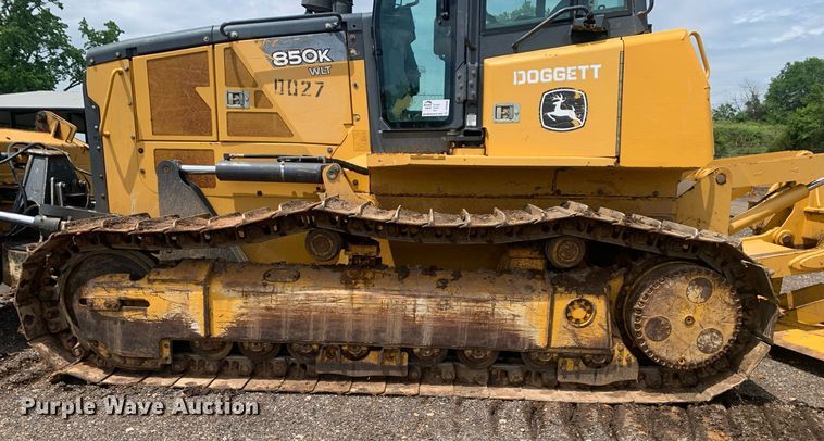 image for item DP8626 2014 John Deere 850K WLT  dozer