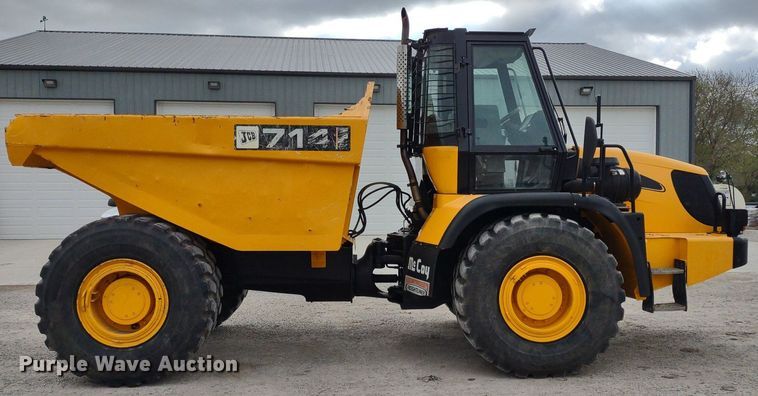 image for item DQ1682 2004 JCB 714  haul truck