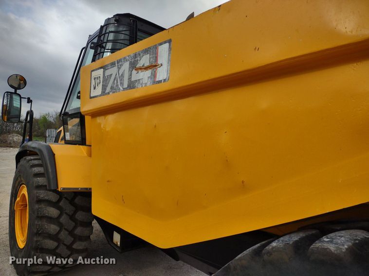image for item DQ1682 2004 JCB 714  haul truck