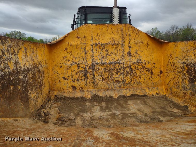 image for item DQ1682 2004 JCB 714  haul truck