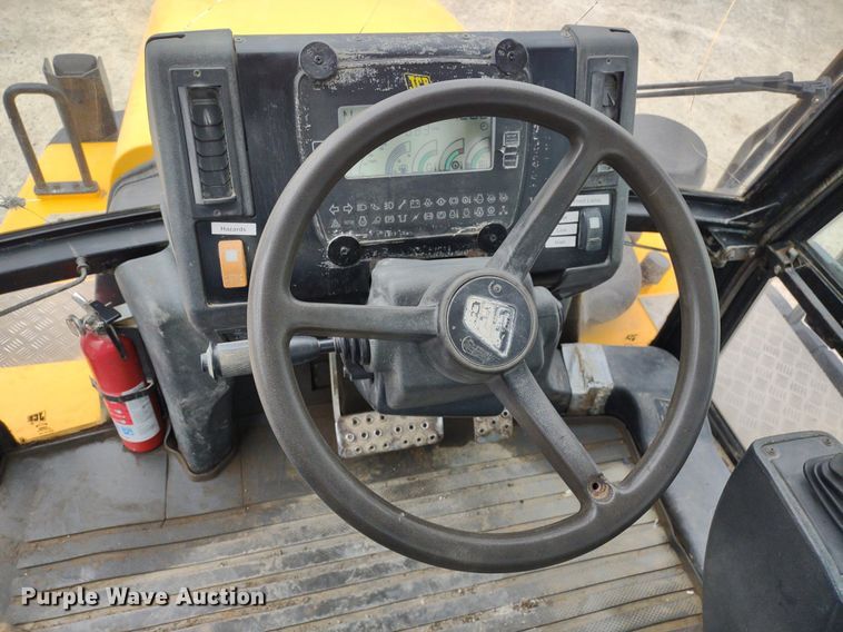 image for item DQ1682 2004 JCB 714  haul truck