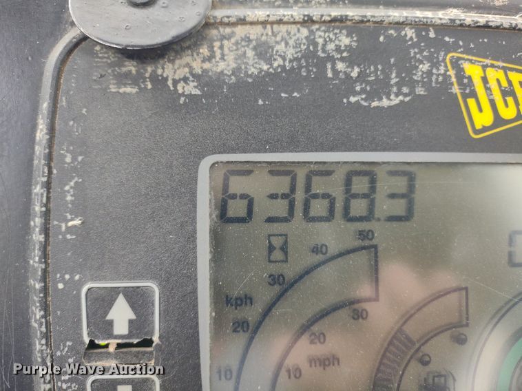 image for item DQ1682 2004 JCB 714  haul truck