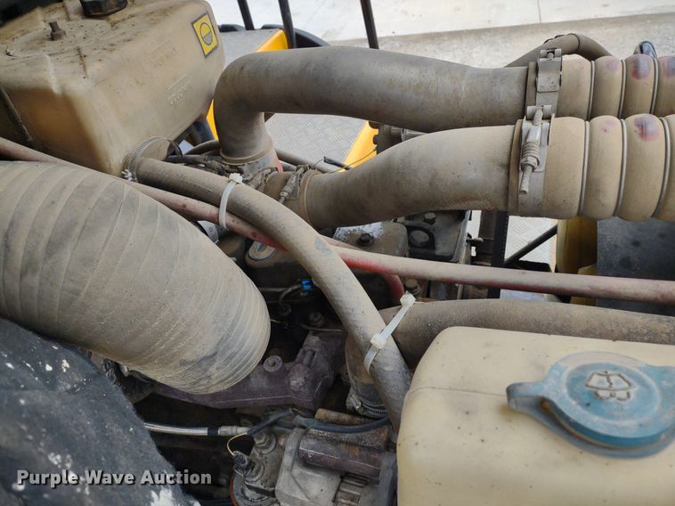 image for item DQ1682 2004 JCB 714  haul truck