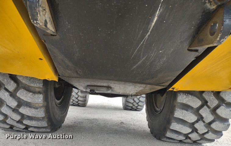 image for item DQ1682 2004 JCB 714  haul truck