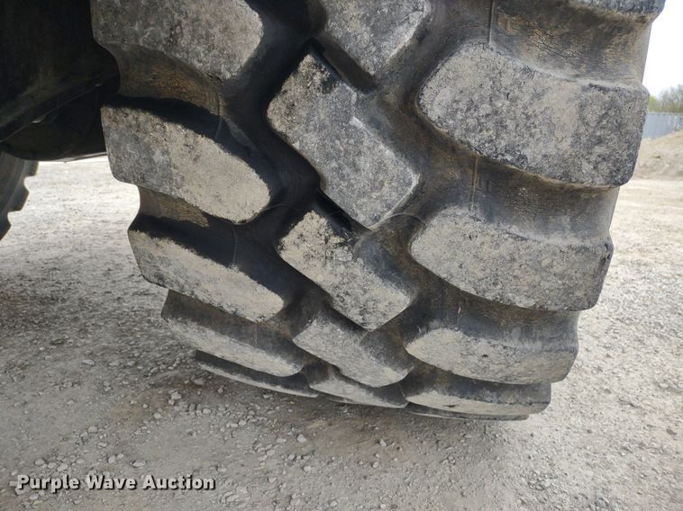 image for item DQ1682 2004 JCB 714  haul truck