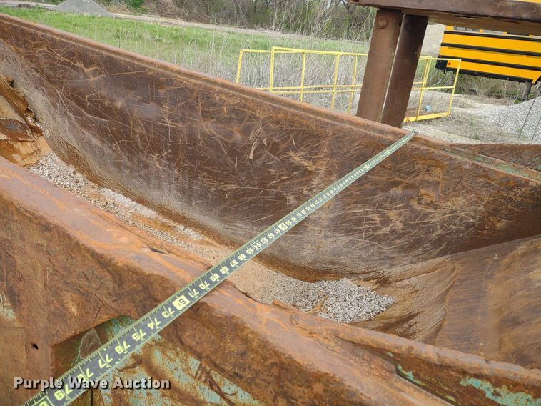 image for item DQ1683 Rock box