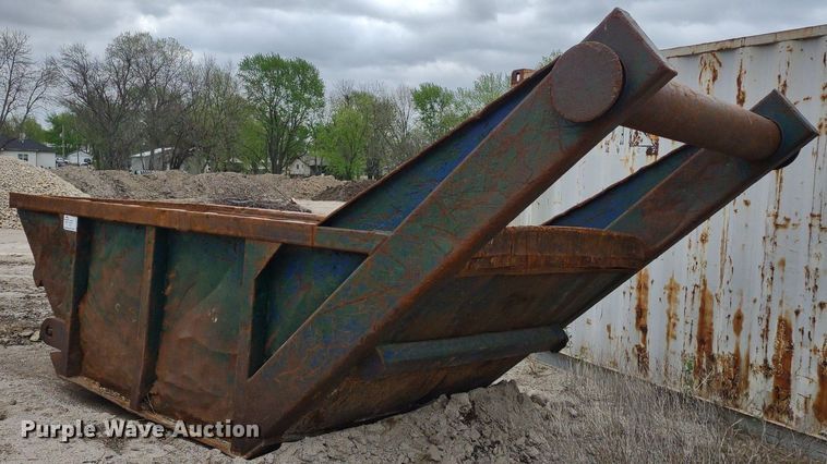 image for item DQ1684 Rock box