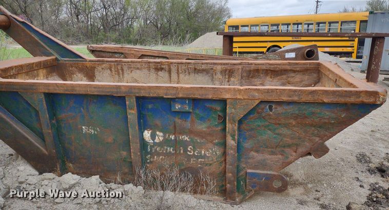 image for item DQ1684 Rock box