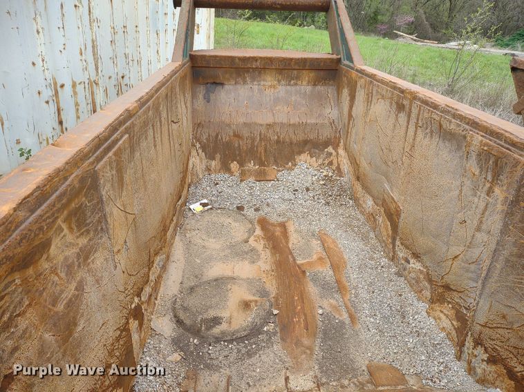 image for item DQ1684 Rock box