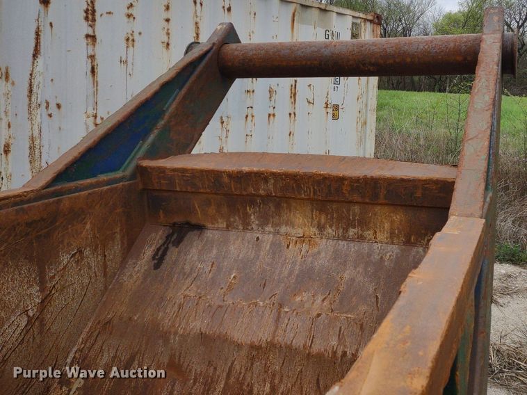 image for item DQ1684 Rock box