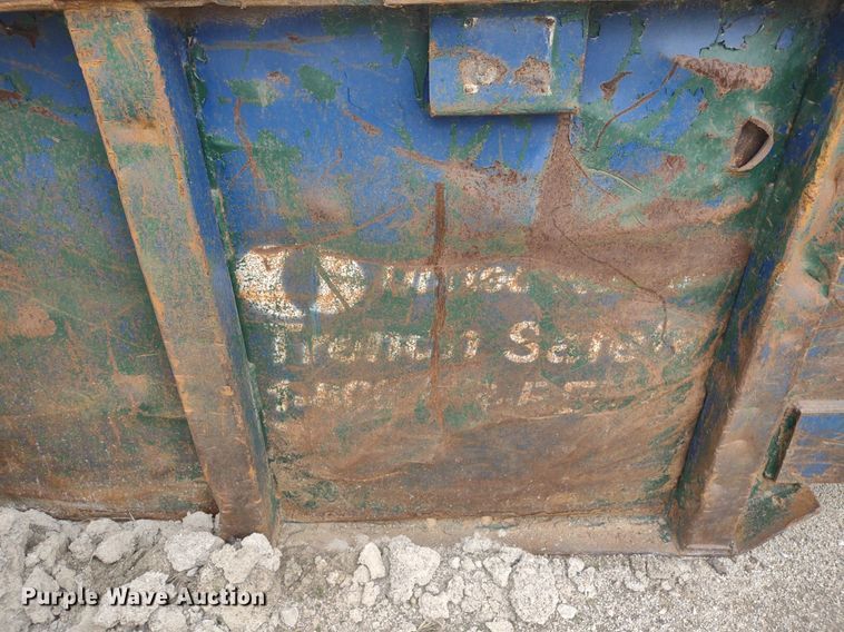 image for item DQ1684 Rock box