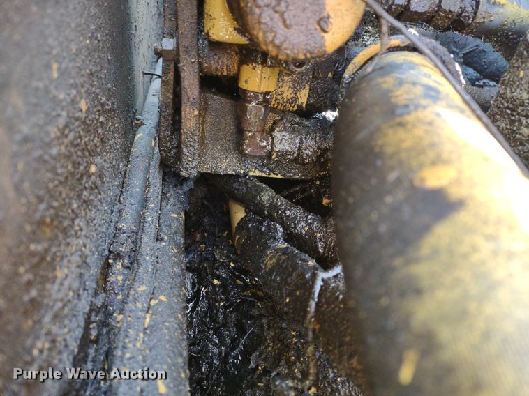 image for item DQ1695 1982 Caterpillar 627B  scraper