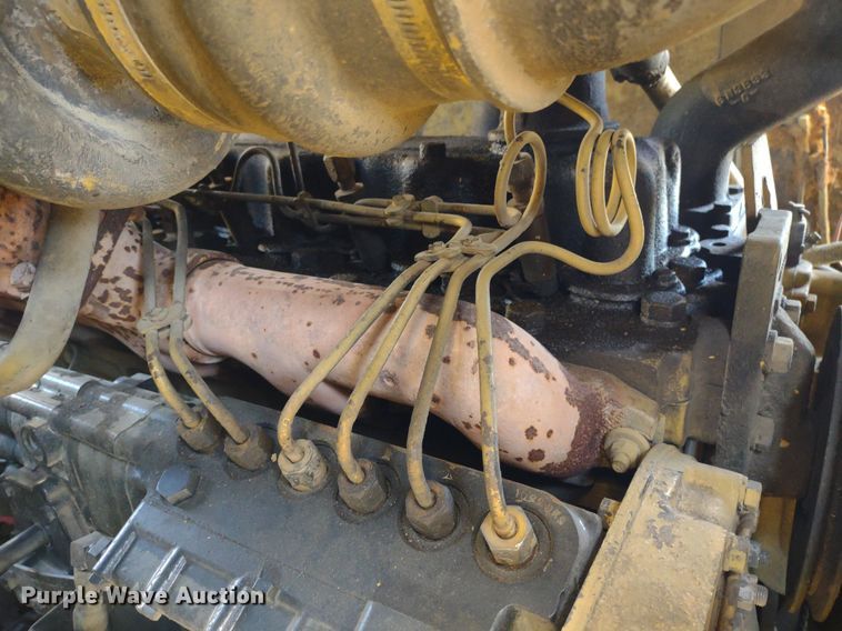 image for item DQ1695 1982 Caterpillar 627B  scraper