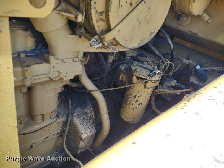 image for item DQ1695 1982 Caterpillar 627B  scraper