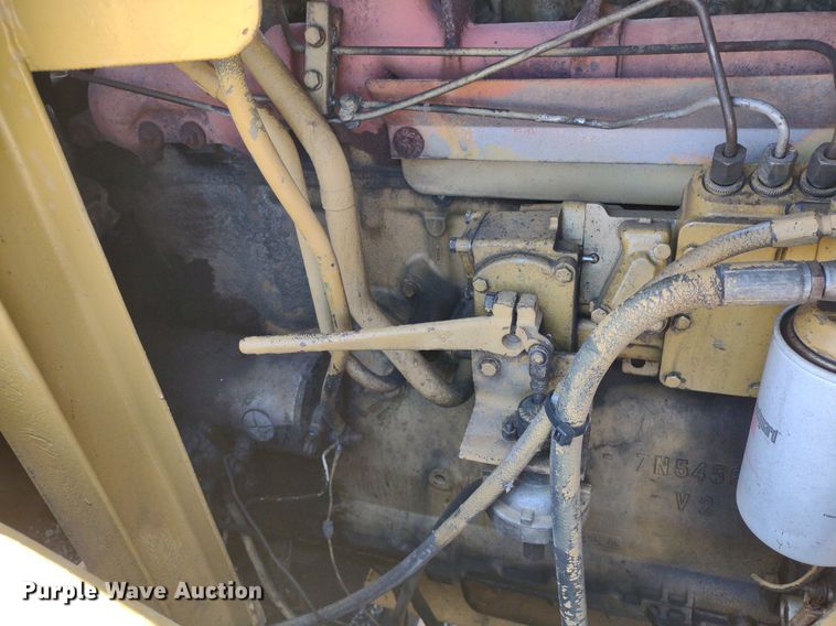 image for item DQ1695 1982 Caterpillar 627B  scraper