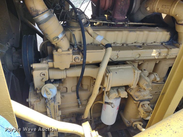 image for item DQ1695 1982 Caterpillar 627B  scraper