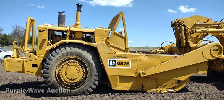 image for item DQ1696 1974 Caterpillar 627B  scraper