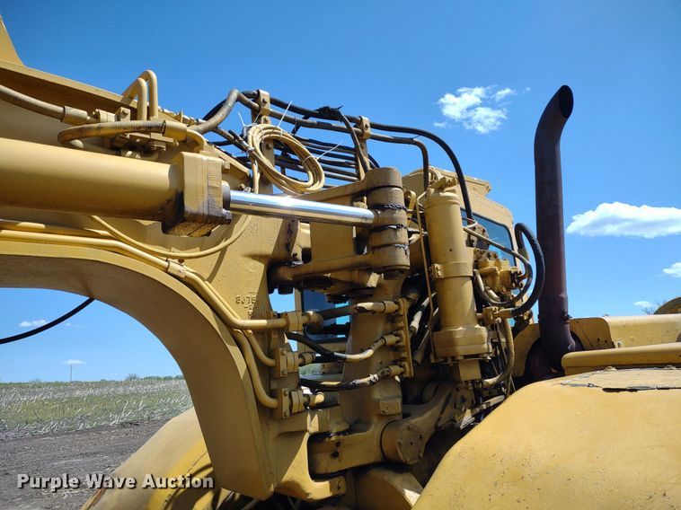 image for item DQ1696 1974 Caterpillar 627B  scraper