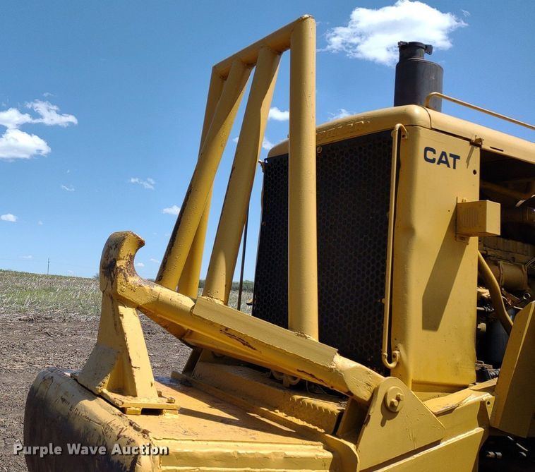 image for item DQ1696 1974 Caterpillar 627B  scraper
