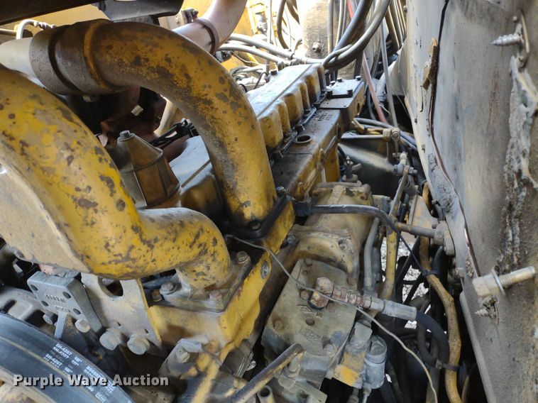 image for item DQ1696 1974 Caterpillar 627B  scraper