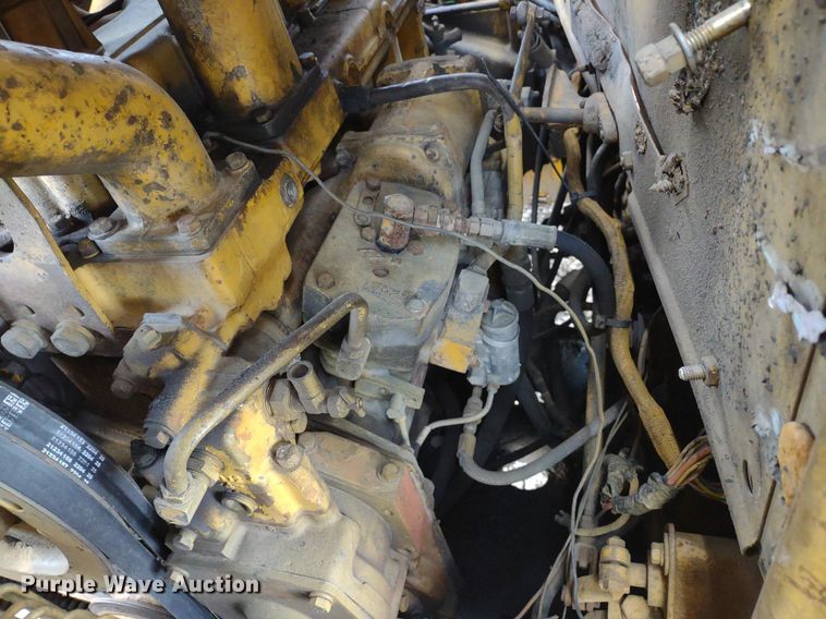 image for item DQ1696 1974 Caterpillar 627B  scraper