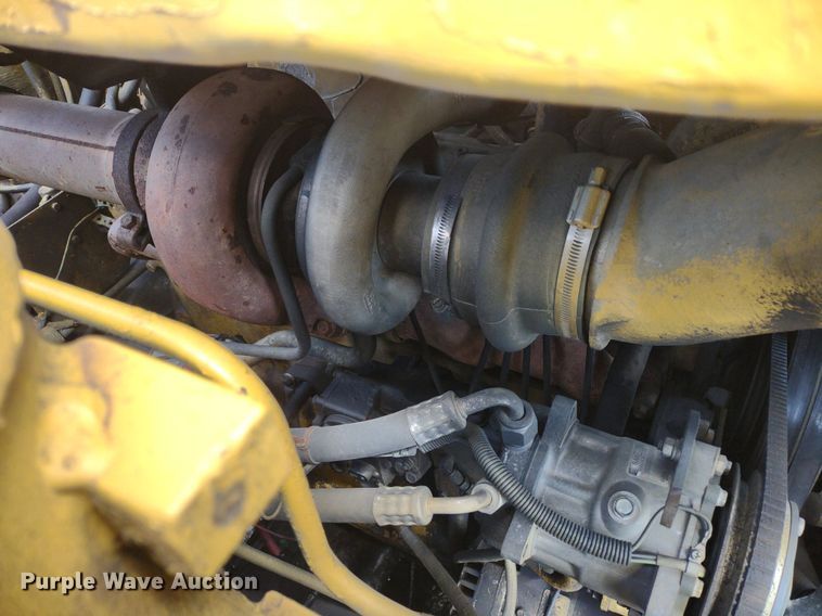 image for item DQ1696 1974 Caterpillar 627B  scraper