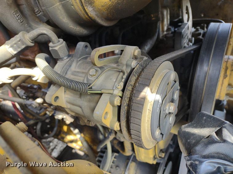 image for item DQ1696 1974 Caterpillar 627B  scraper