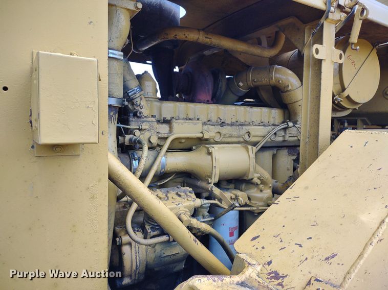 image for item DQ1696 1974 Caterpillar 627B  scraper