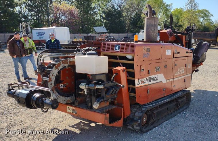 image for item DQ1697 2001 Ditch Witch JT2720 AT  directional boring unit