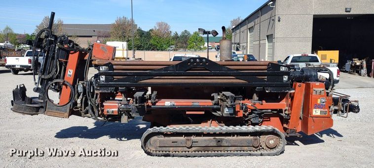 image for item DQ1697 2001 Ditch Witch JT2720 AT  directional boring unit