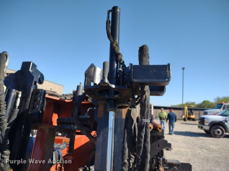 image for item DQ1697 2001 Ditch Witch JT2720 AT  directional boring unit