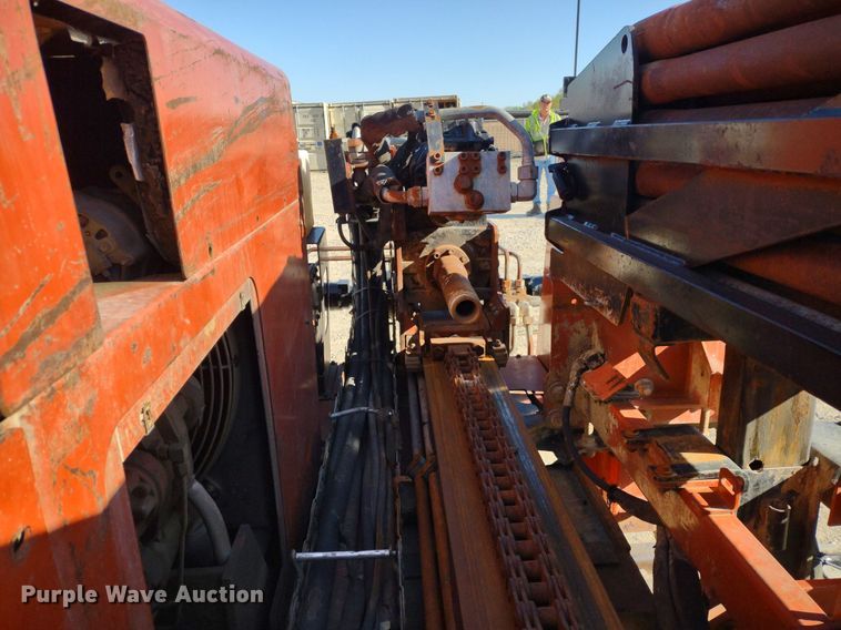 image for item DQ1697 2001 Ditch Witch JT2720 AT  directional boring unit