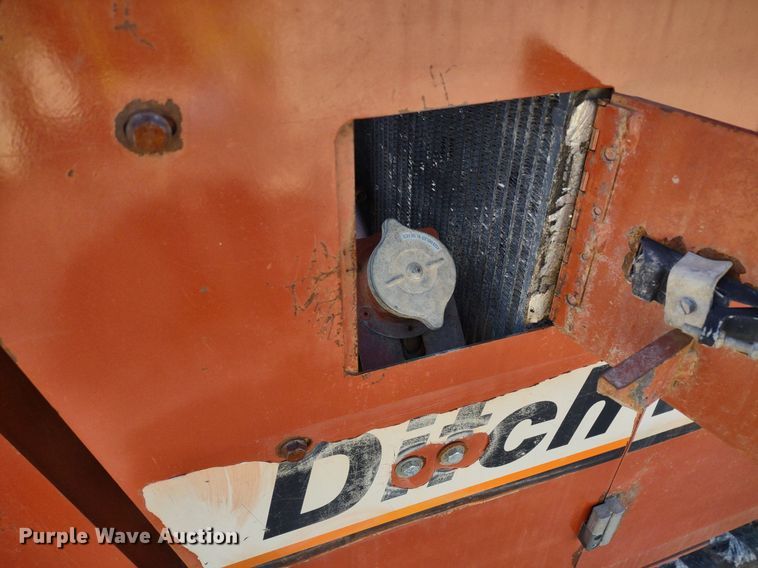 image for item DQ1697 2001 Ditch Witch JT2720 AT  directional boring unit