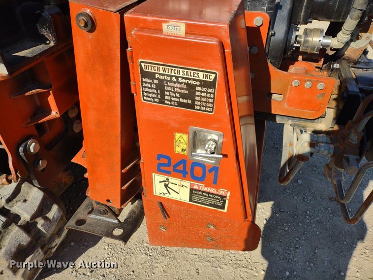 image for item DQ1697 2001 Ditch Witch JT2720 AT  directional boring unit