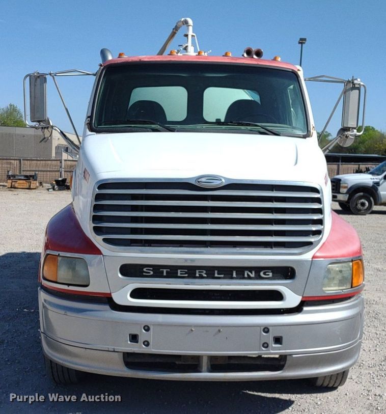 image for item DQ1698 2003 Sterling A9500  vacuum truck