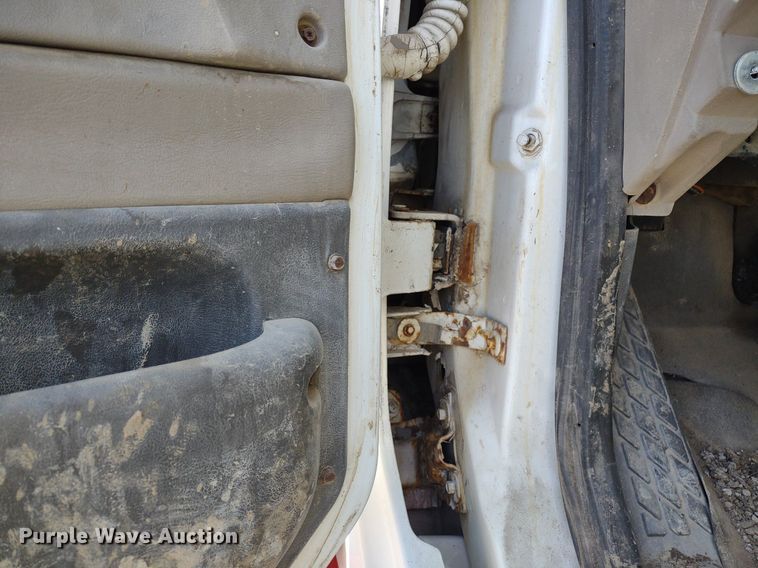 image for item DQ1698 2003 Sterling A9500  vacuum truck