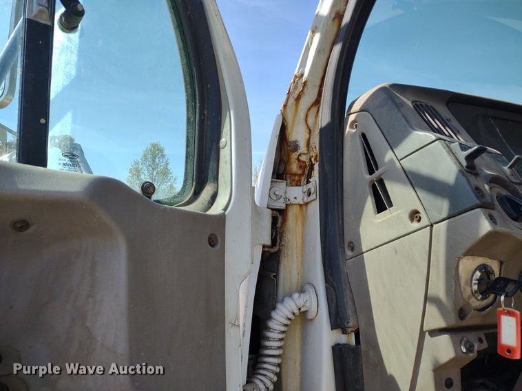 image for item DQ1698 2003 Sterling A9500  vacuum truck