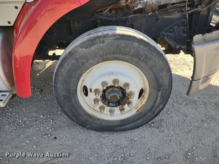 image for item DQ1698 2003 Sterling A9500  vacuum truck