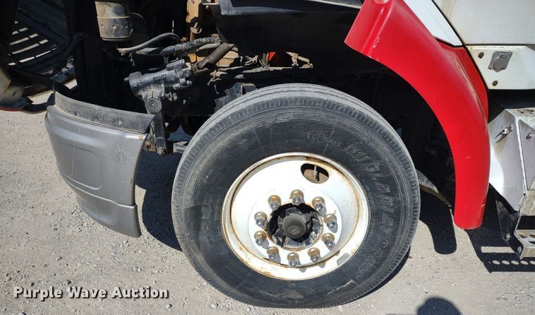 image for item DQ1698 2003 Sterling A9500  vacuum truck