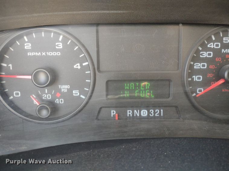 image for item DQ1700 2007 Ford F350 Super Duty XL  Crew Cab utility bed pickup truck