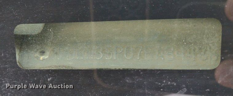 image for item DQ1700 2007 Ford F350 Super Duty XL  Crew Cab utility bed pickup truck