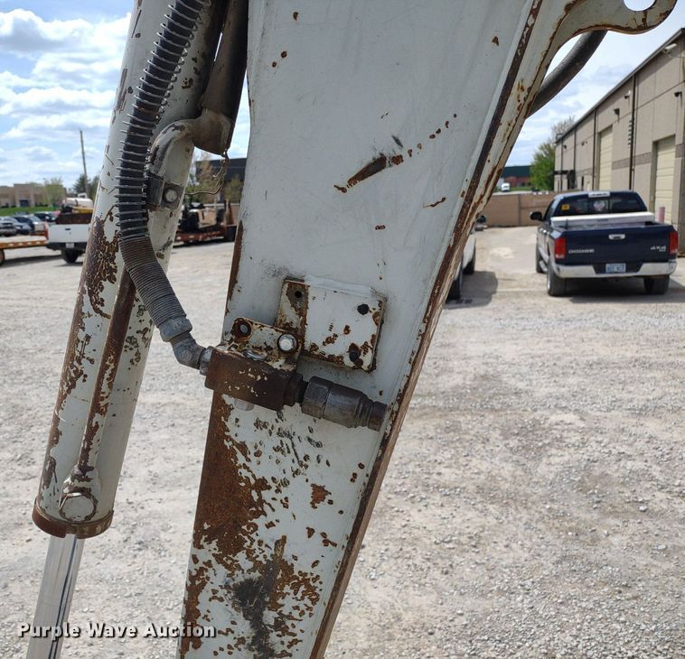 image for item DQ1701 2008 Takeuchi TB235  mini excavator