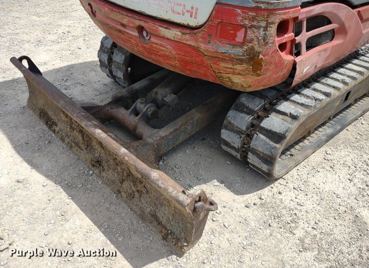 image for item DQ1701 2008 Takeuchi TB235  mini excavator