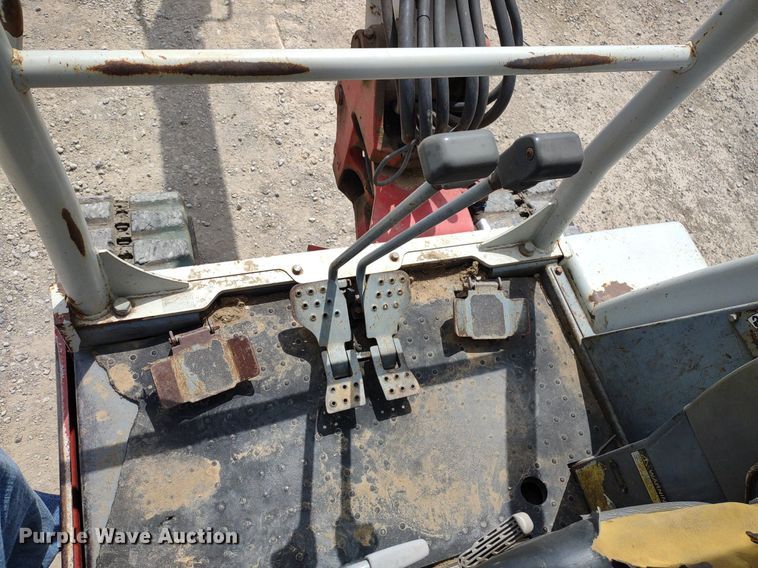 image for item DQ1701 2008 Takeuchi TB235  mini excavator