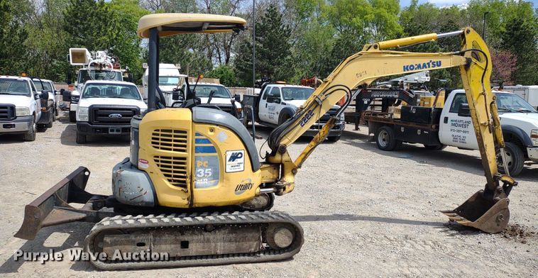 image for item DQ1702 2008 Komatsu PC35MR-2  mini excavator