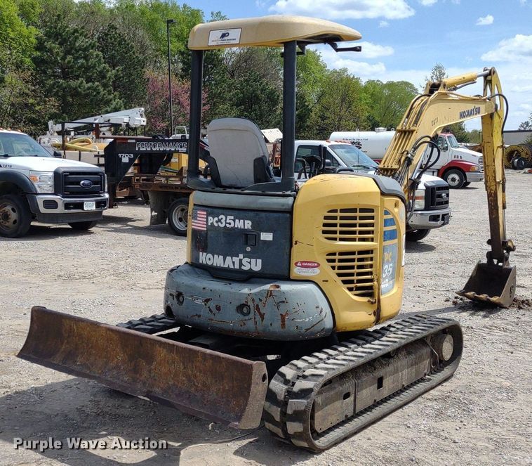 image for item DQ1702 2008 Komatsu PC35MR-2  mini excavator
