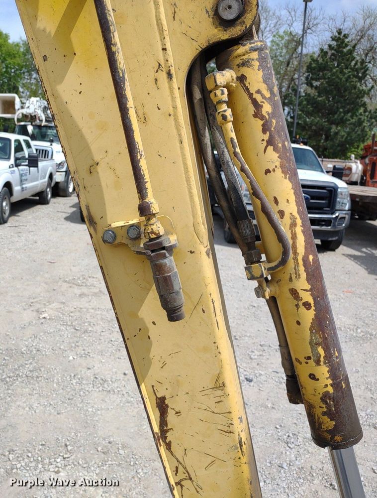 image for item DQ1702 2008 Komatsu PC35MR-2  mini excavator